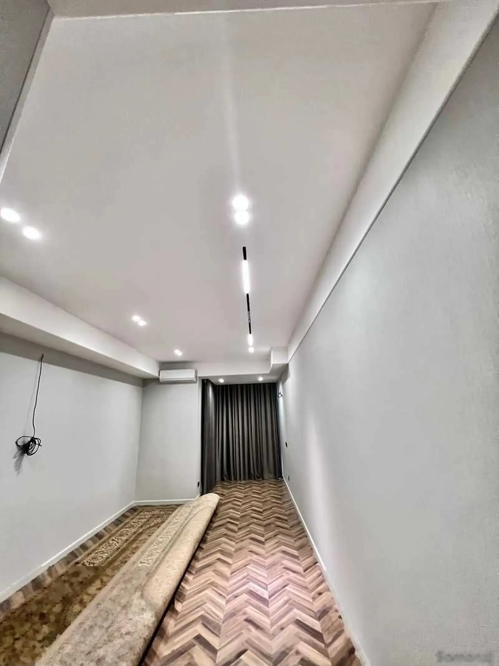 4-комн. квартира, 3 этаж, 139м², Шохмансур