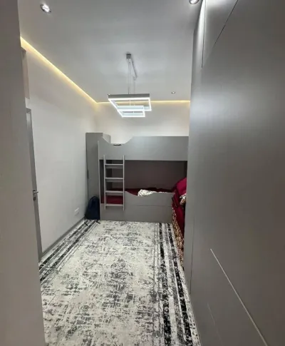 3-комн. квартира, 9 этаж, 76 м², Фирдавси