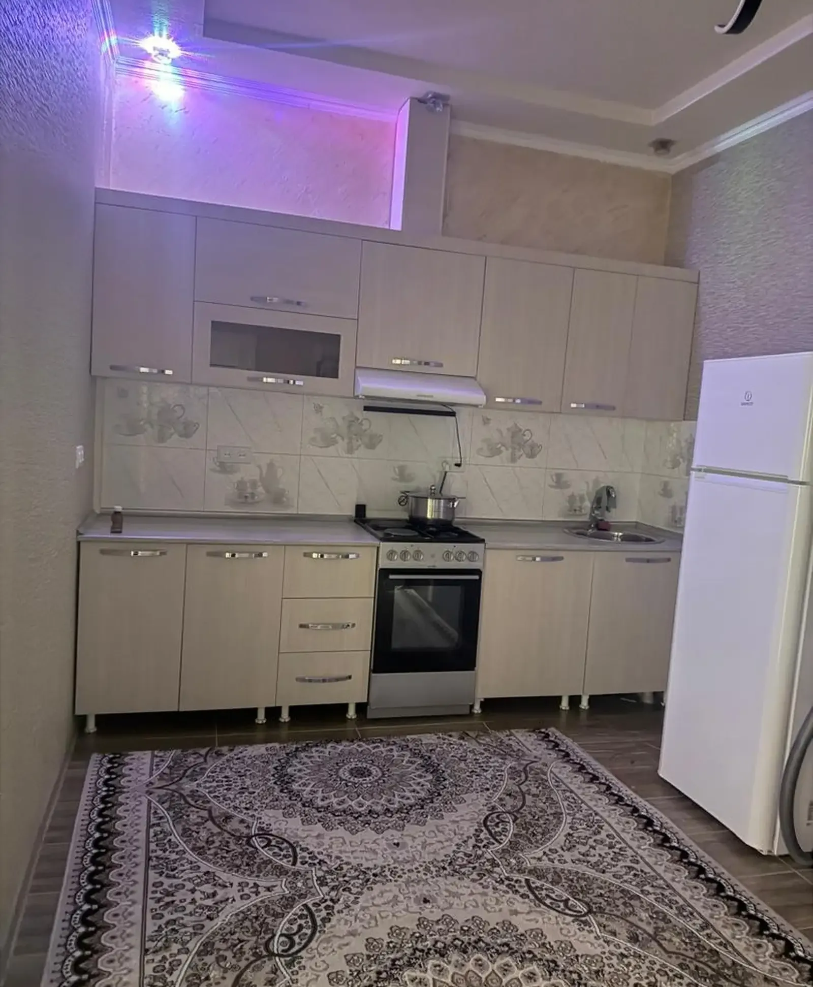 2-комн. квартира, 4 этаж, 68м², Бурак