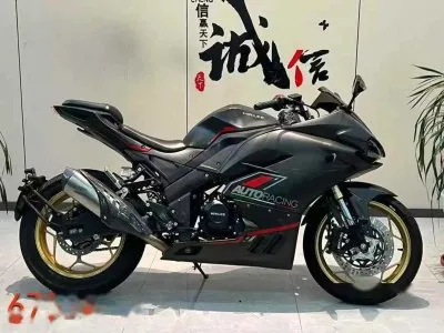 Мотоцикл Ducati 400 на заказ