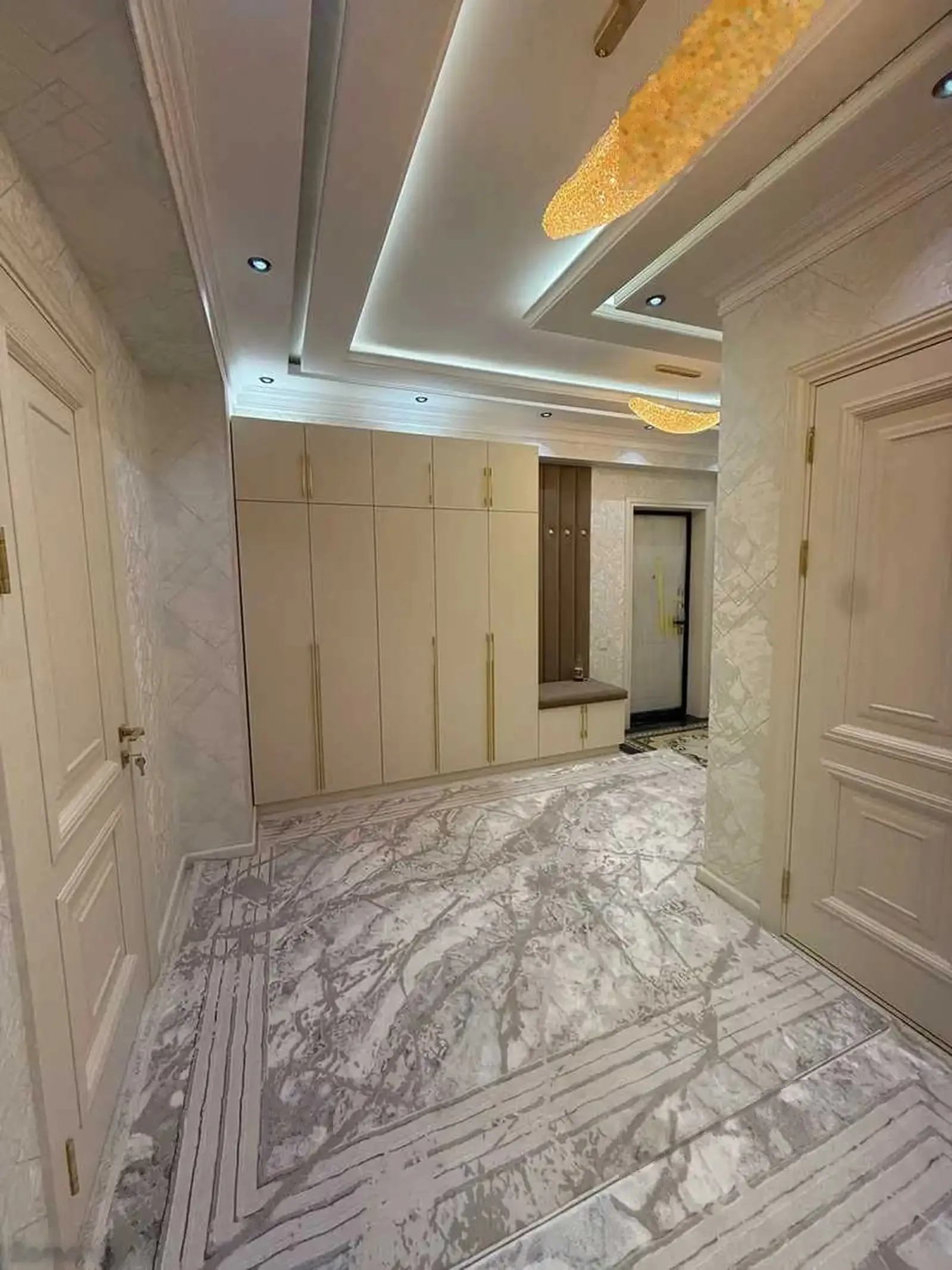3-комн. квартира, 3 этаж, 120м², Сино