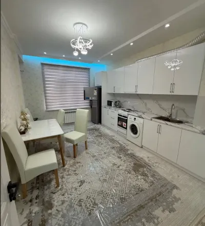 2-комн. квартира, 19 этаж, 84м², Шохмансур