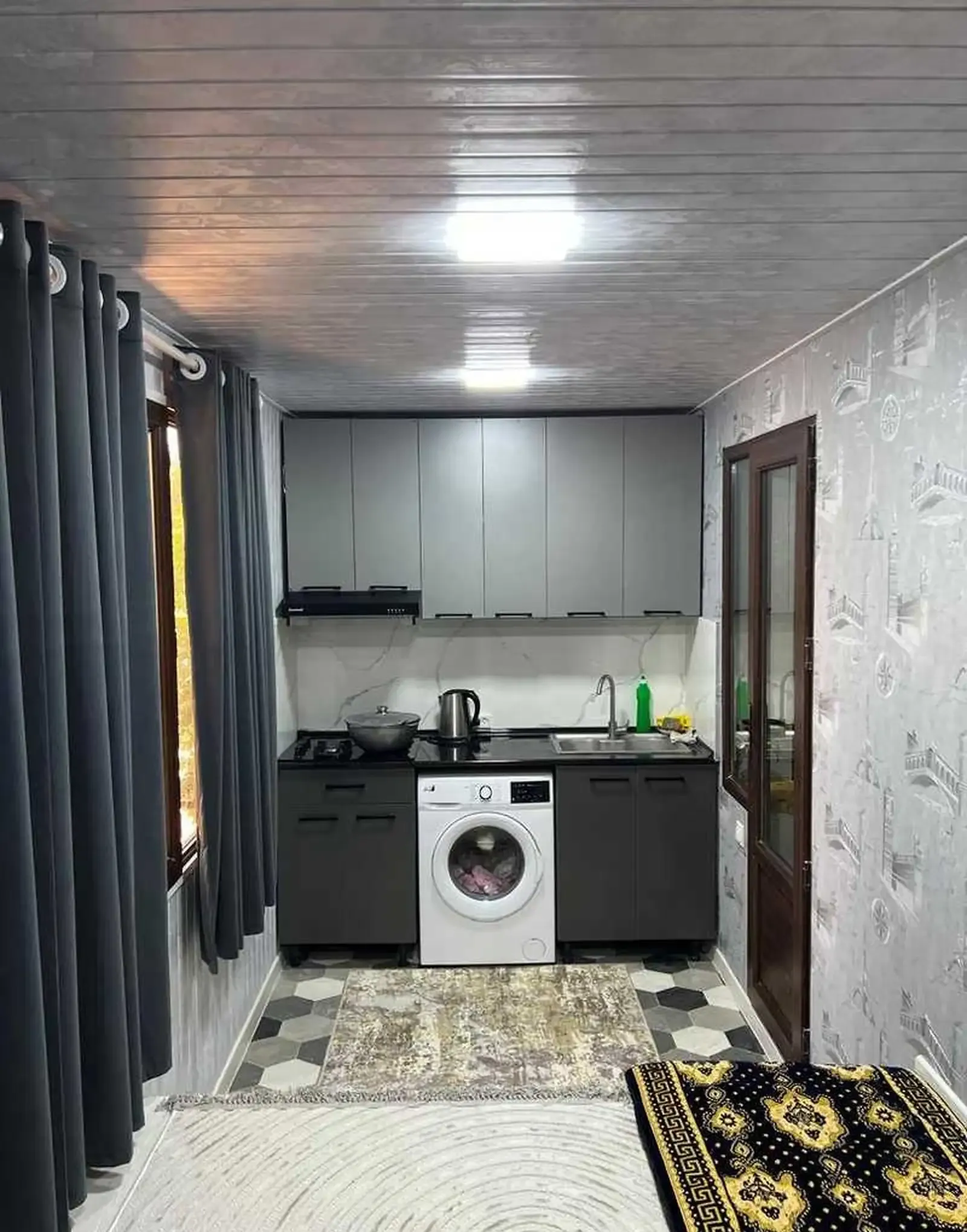 3-комн. квартира, 3 этаж, 52м², 33 мкр