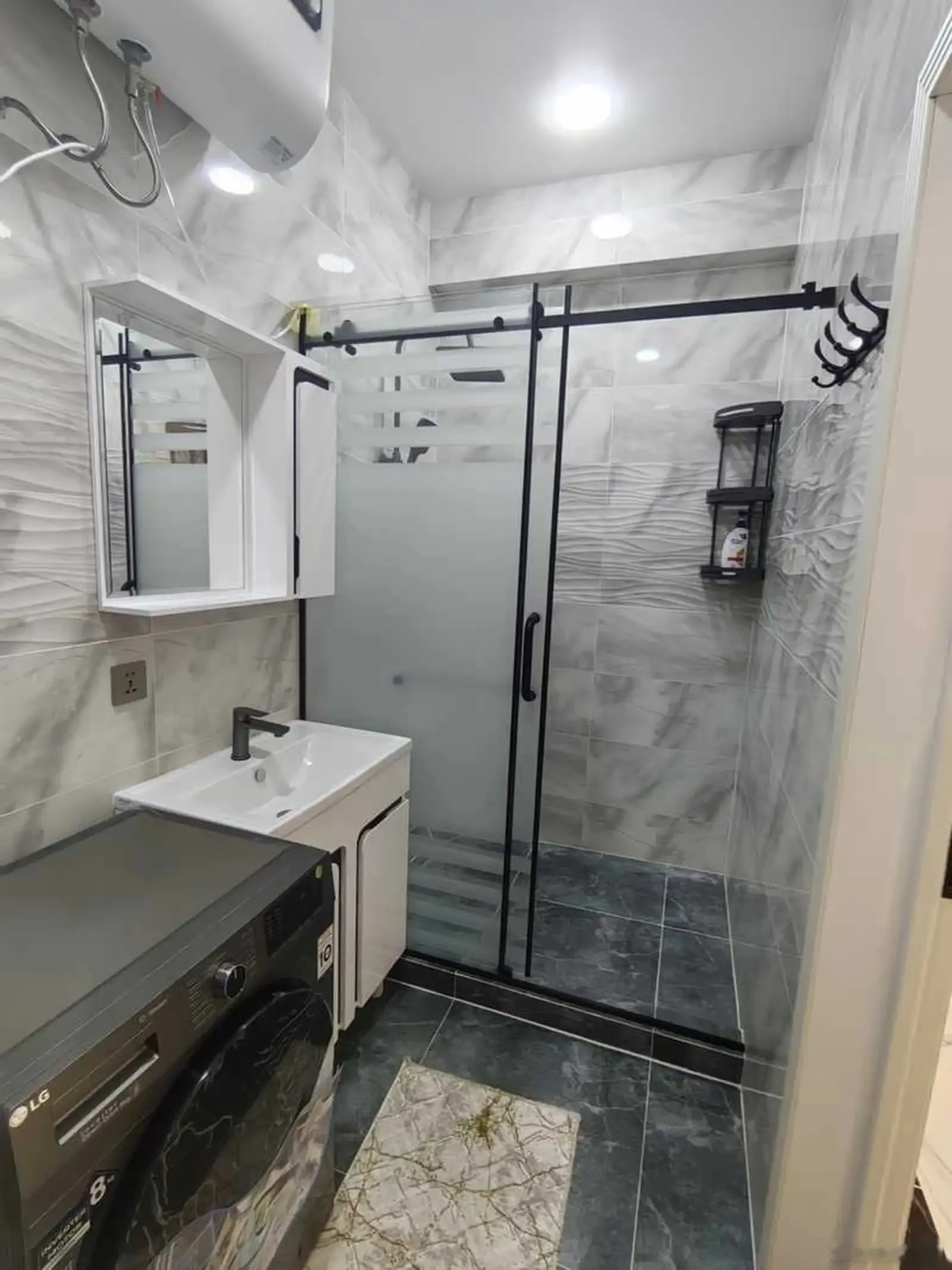 1-комн. квартира, 6 этаж, 50 м², ориентир голубой экран доми санта рус