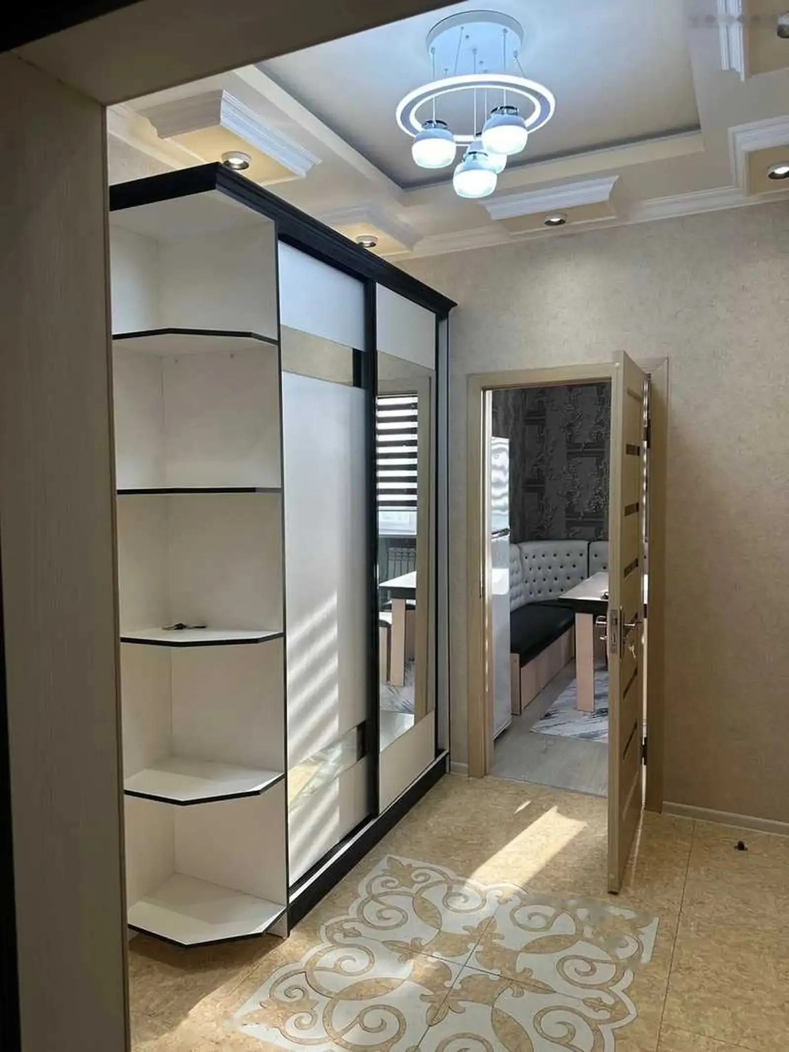 2-комн. квартира, 4 этаж, 70м², Колхози Россия