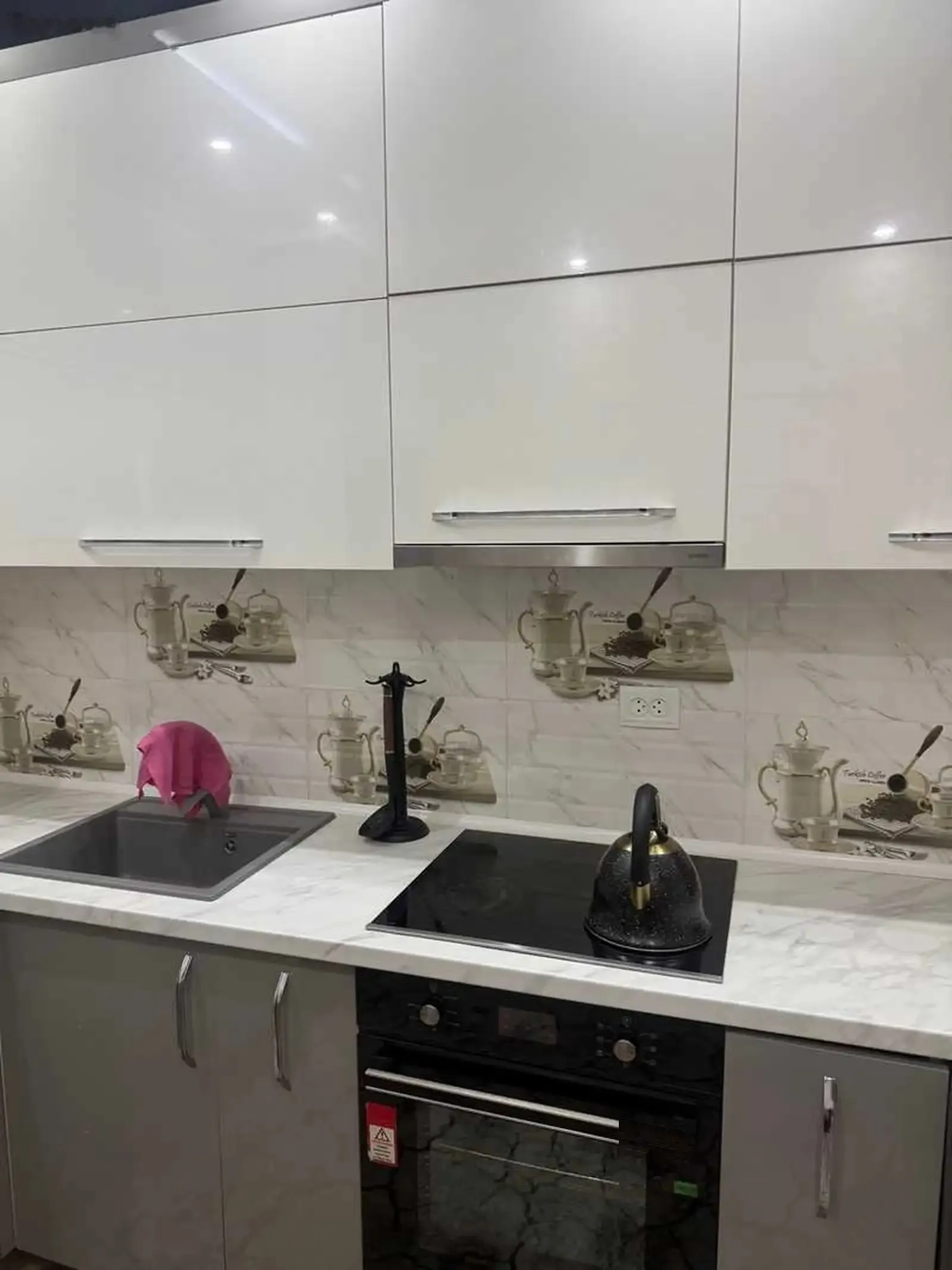 2-комн. квартира, 10 этаж, 60м², кучаи Айни