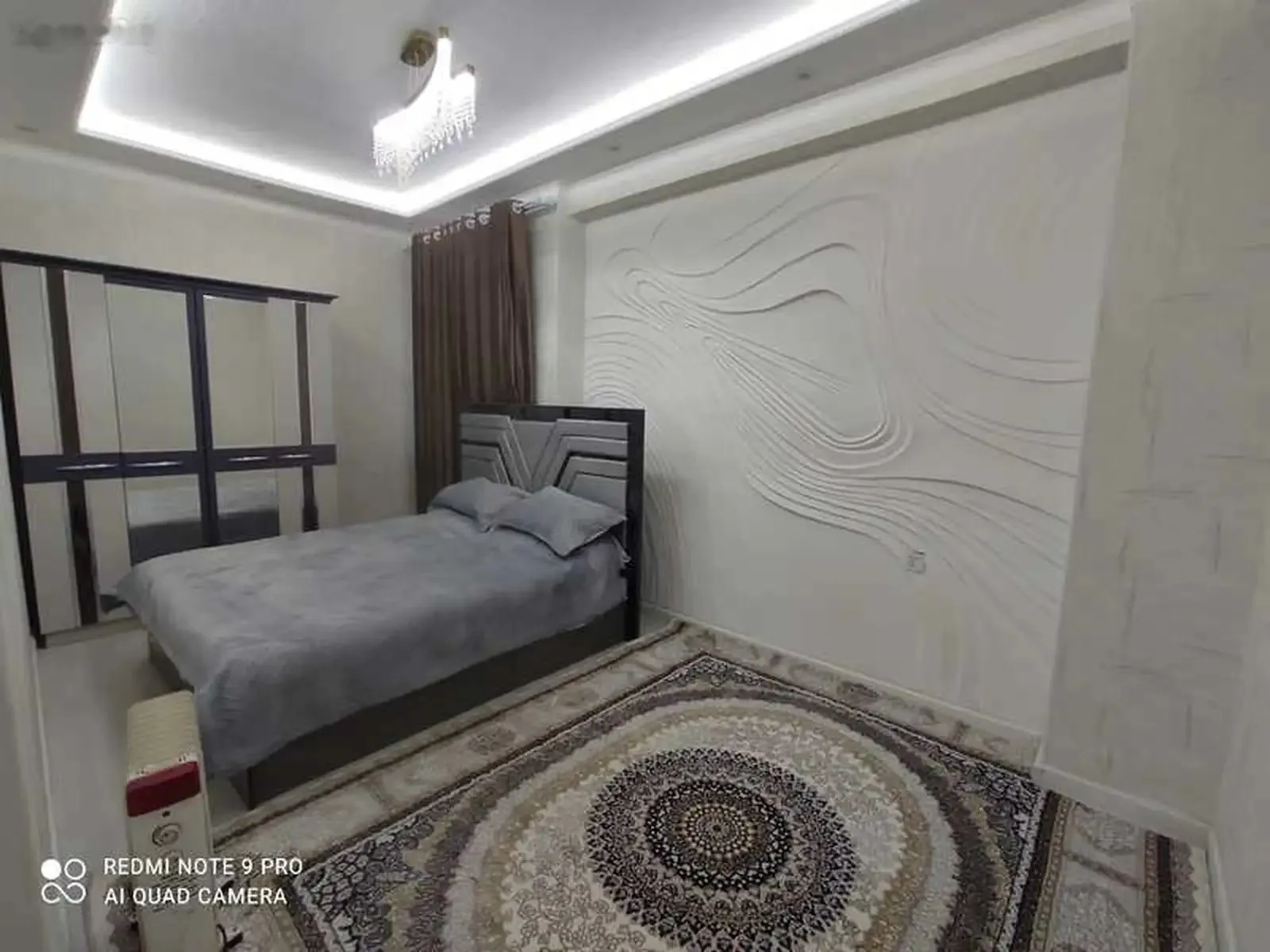2-комн. квартира, 3 этаж, 75м², голубой экран