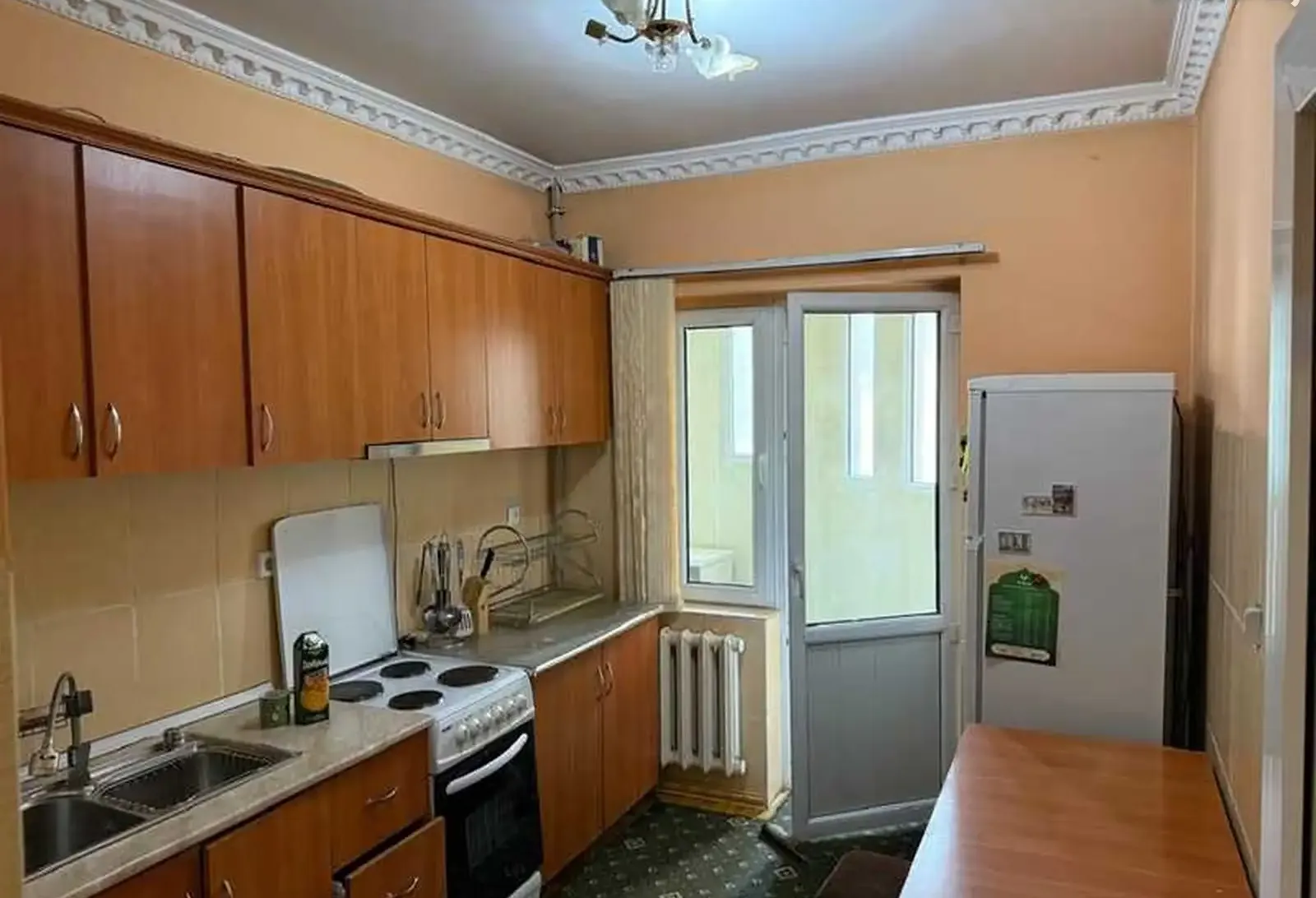 4-комн. квартира, 3 этаж, 65м², 46 мкр, доми Форель