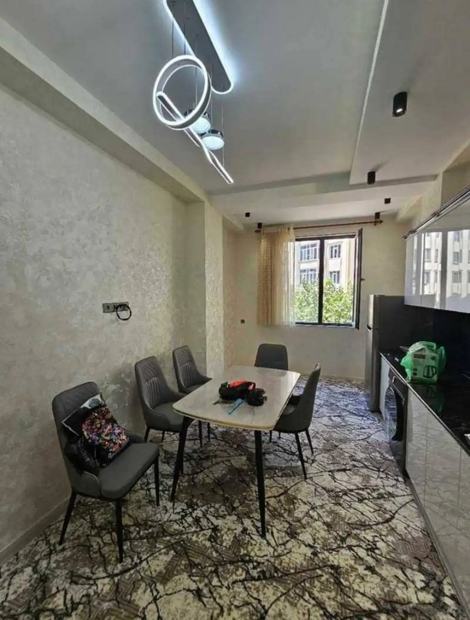 2-комн. квартира, 4 этаж, 70м², 13 микрорайон