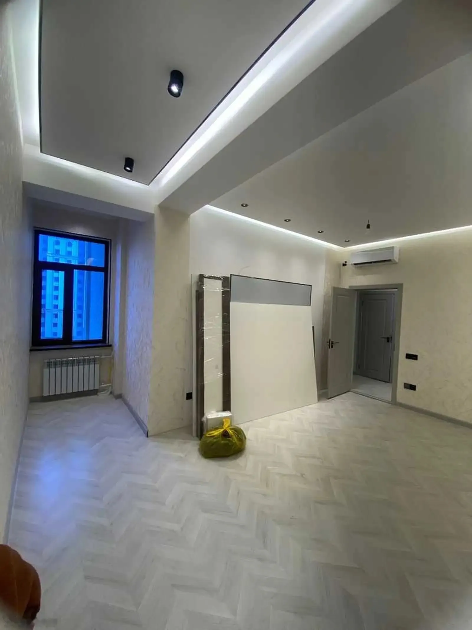 2-комн. квартира, 7 этаж, 82м², кольцевой профсоюз