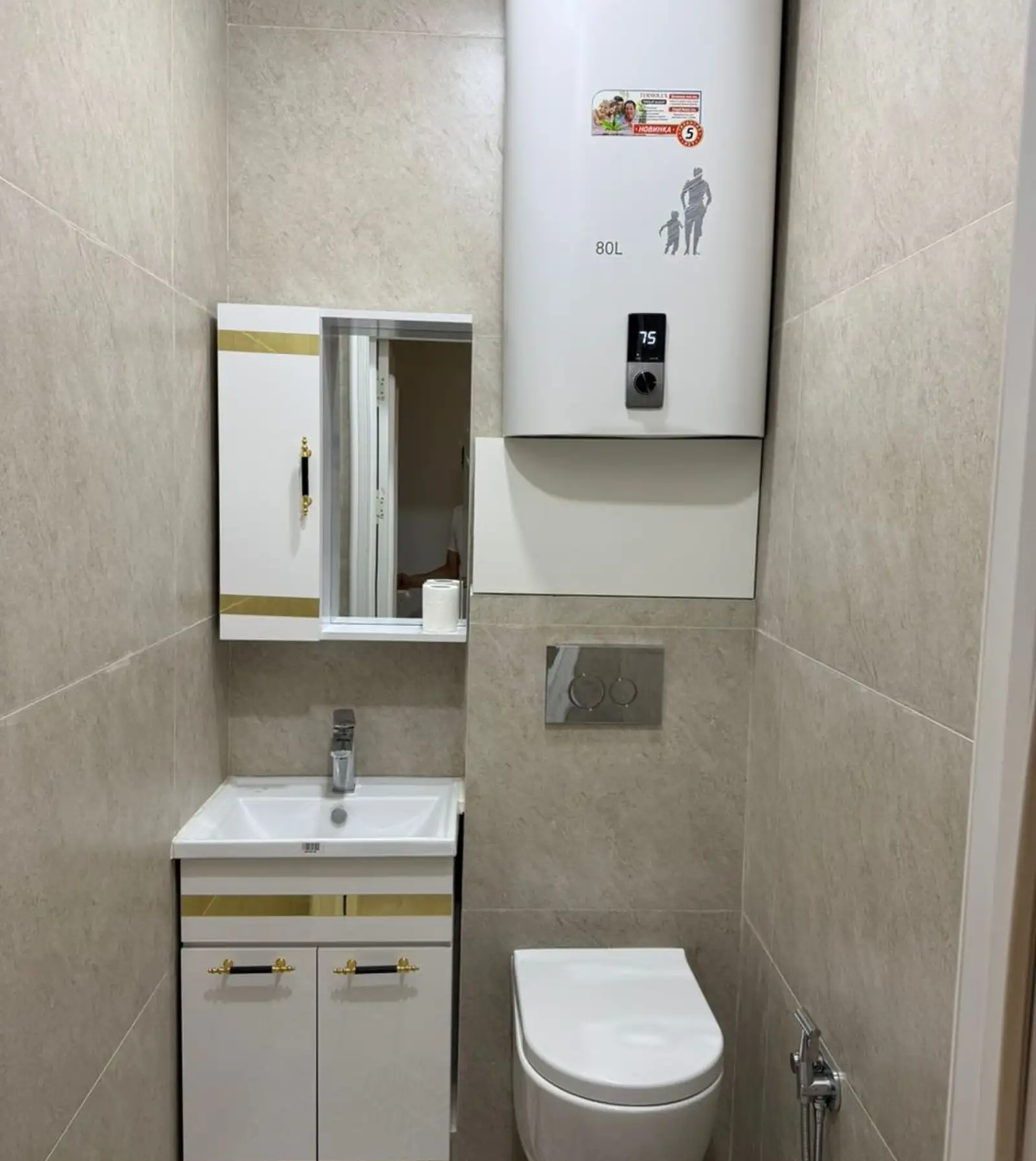 3-комн. квартира, 4 этаж, 120м², Исмоили Сомони, Спартак, доми Ёвари Бурчи Анушервон