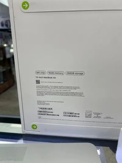 Ноутбук Apple macbook air m4 16/256gb