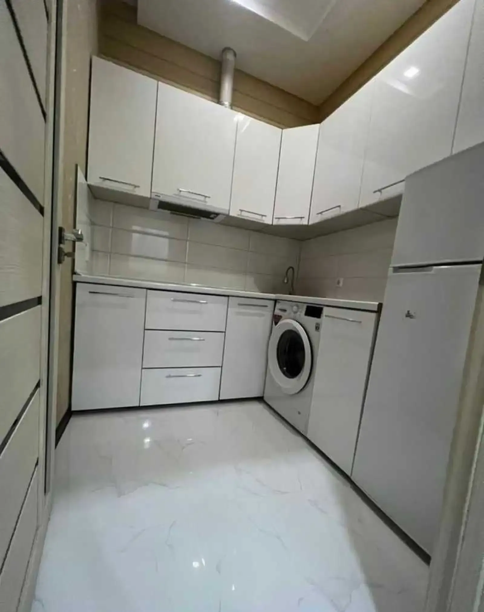 2-комн. квартира, 12 этаж, 65м², Сино