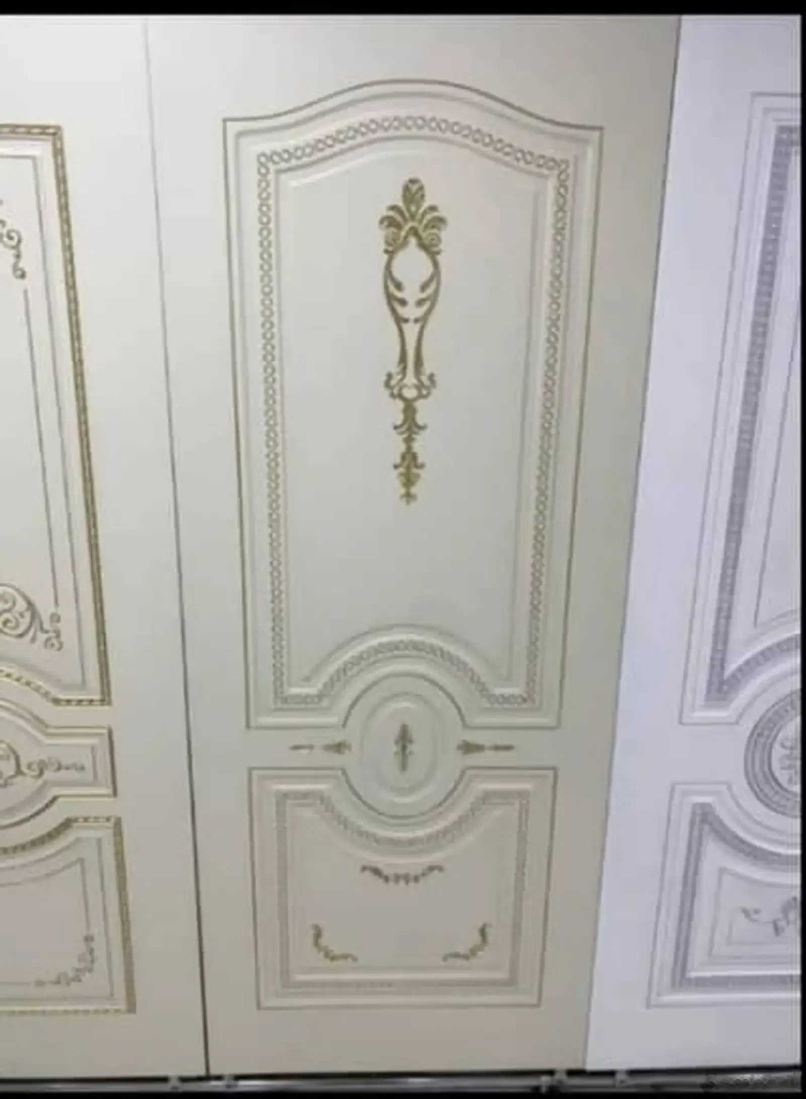 Дверь