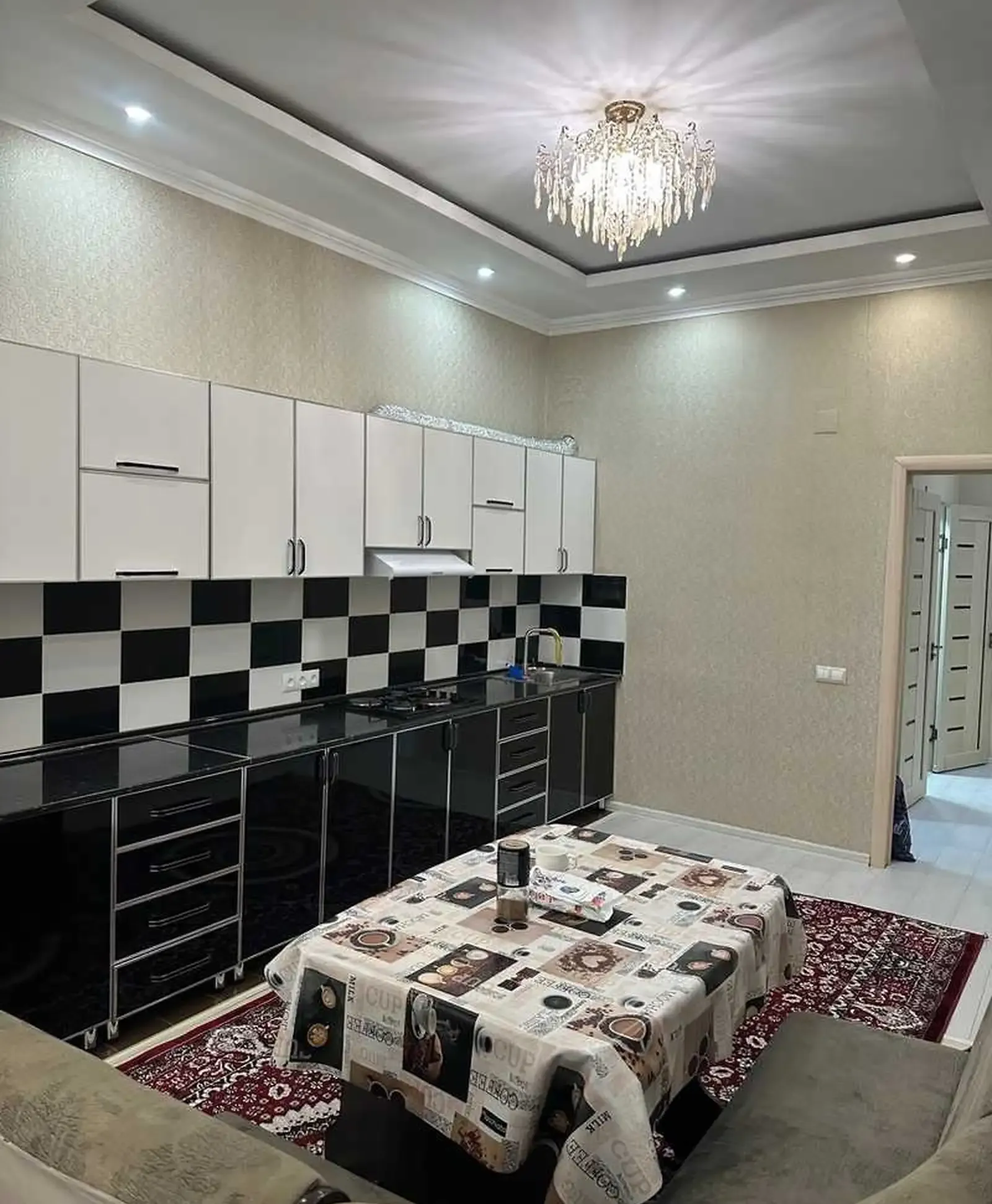 2-комн. квартира, 11 этаж, 105м², Айни 1