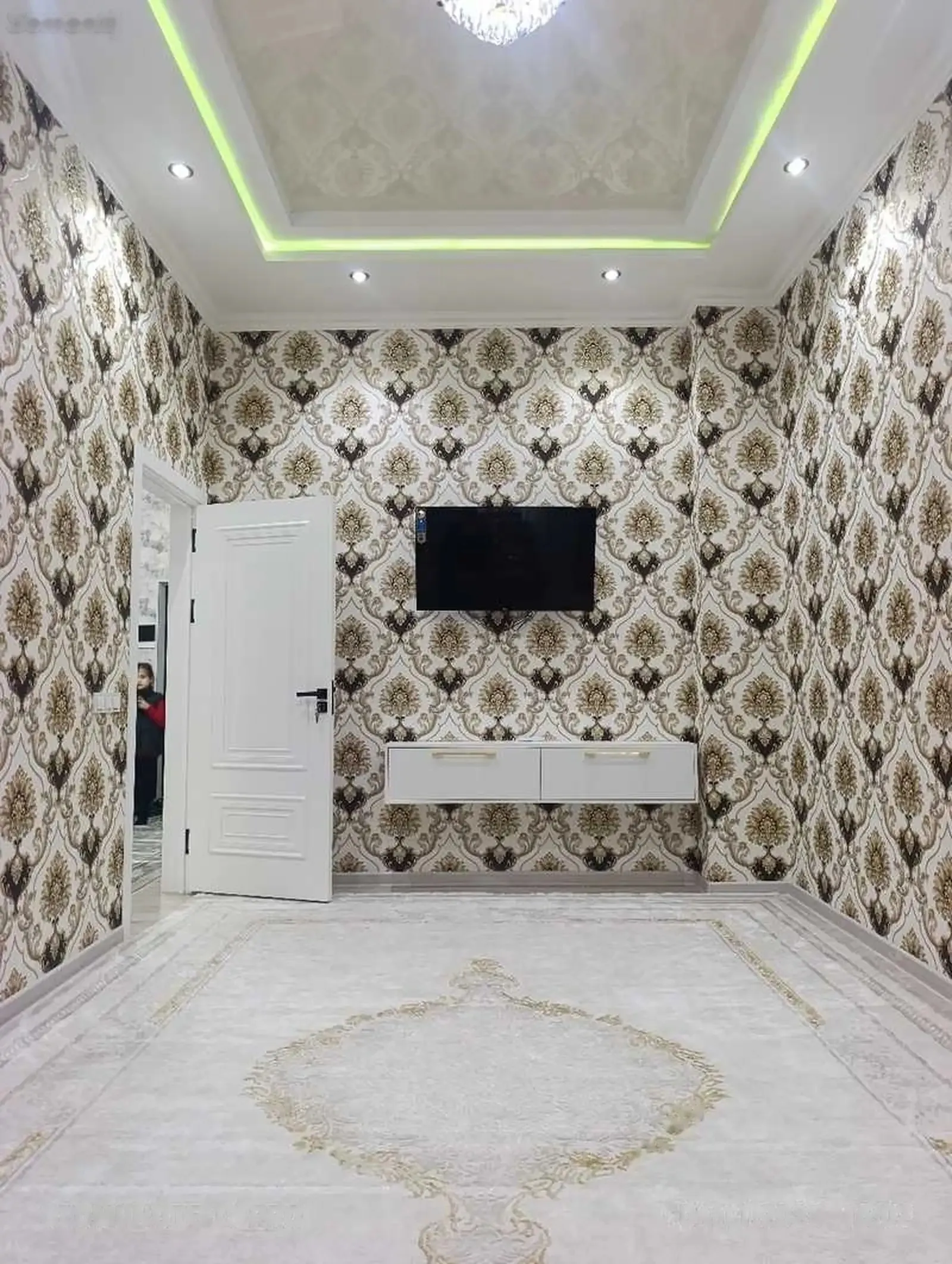 2-комн. квартира, 15 этаж, 63м², овир