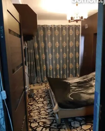 2-комн. квартира, 4 этаж, 40м², сино