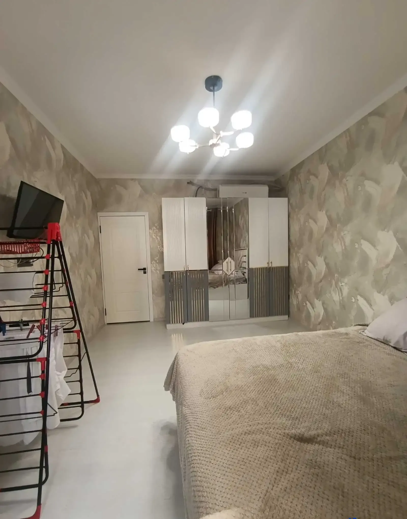 2-комн. квартира, 2 этаж, 70 м², Фирдавси