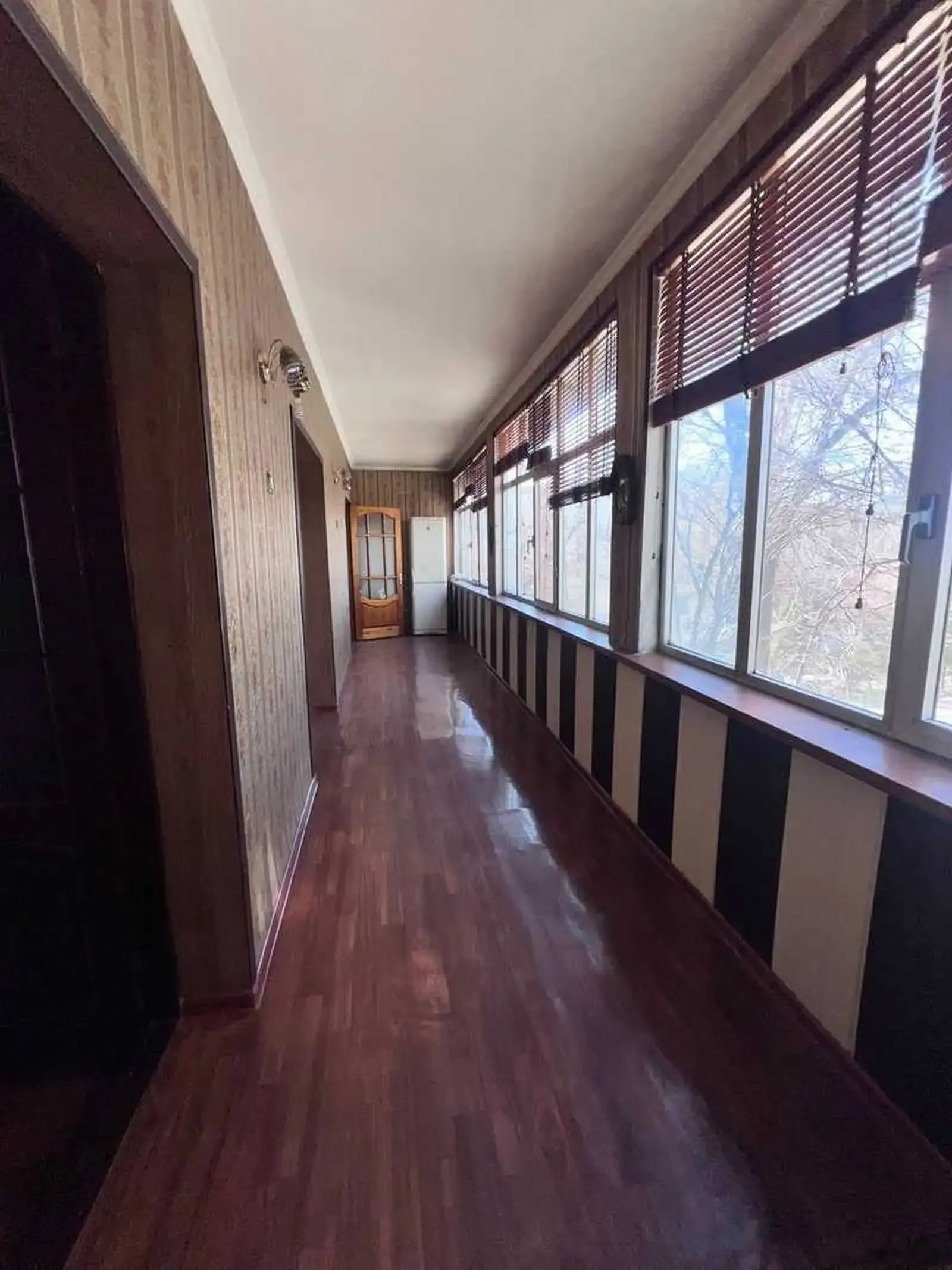 4-комн. квартира, 2 этаж, 150м², Сино, Стоматология