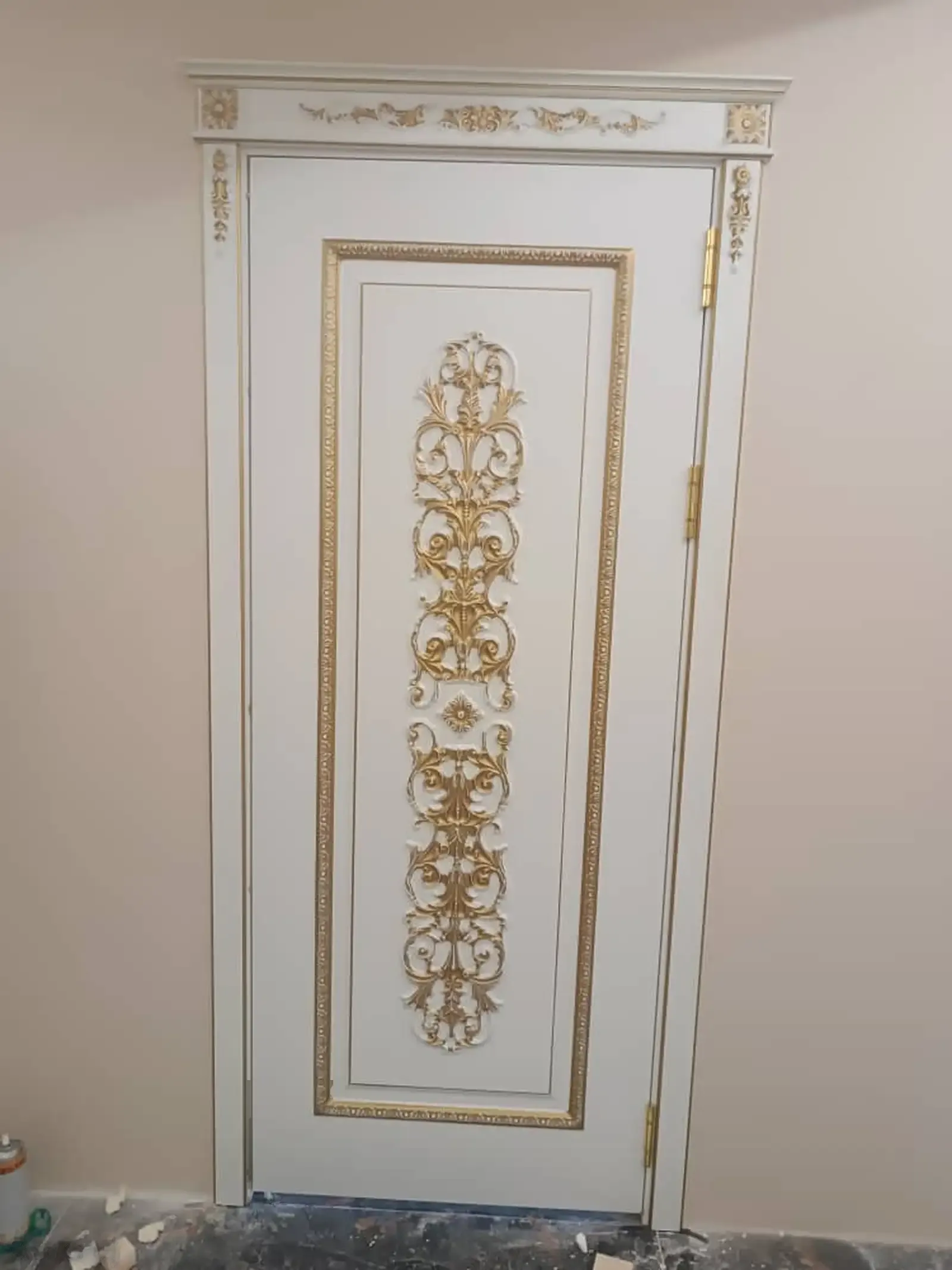 Дверь