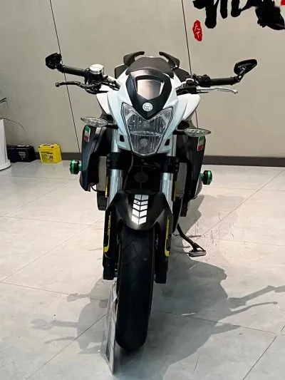Мотоцикл Benelli 600 сс