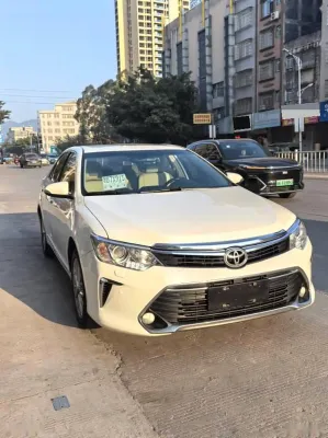 Toyota Camry, 2016