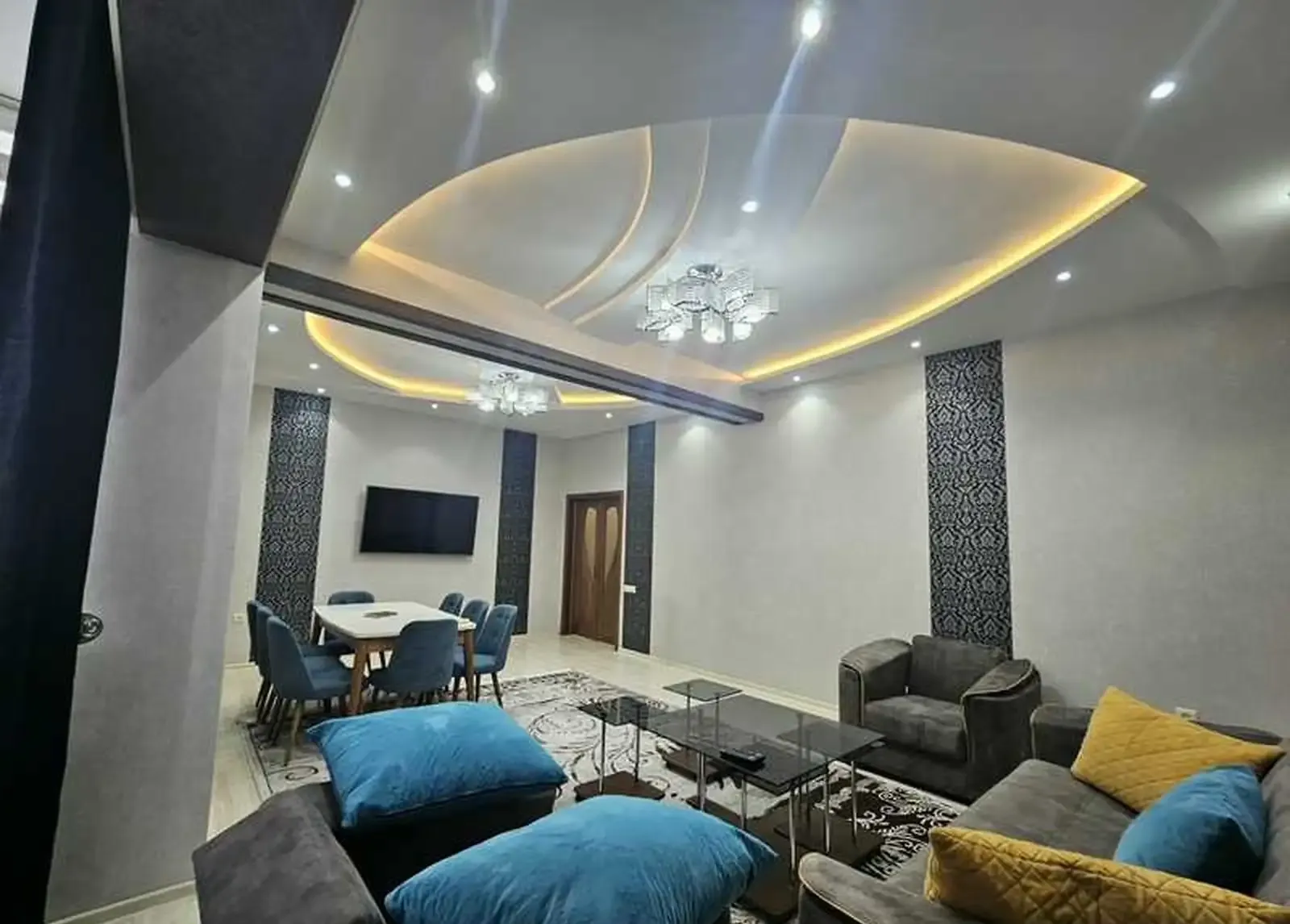3-комн. квартира, 7 этаж, 126м², Цум.
