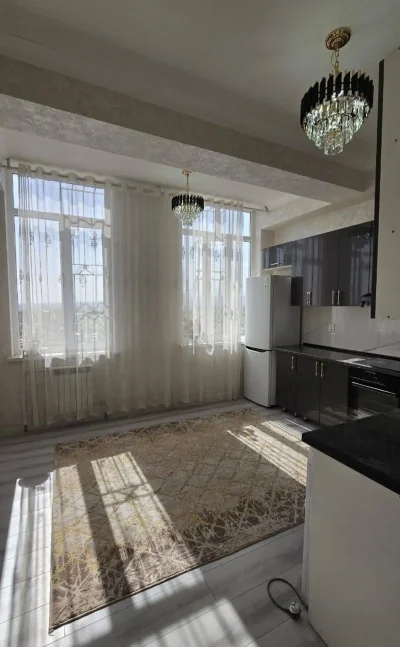 3-комн. квартира, 16 этаж, 88 м², Фирдавси Маладёжни