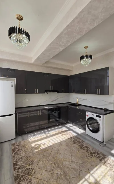 3-комн. квартира, 16 этаж, 88 м², Фирдавси Маладёжни