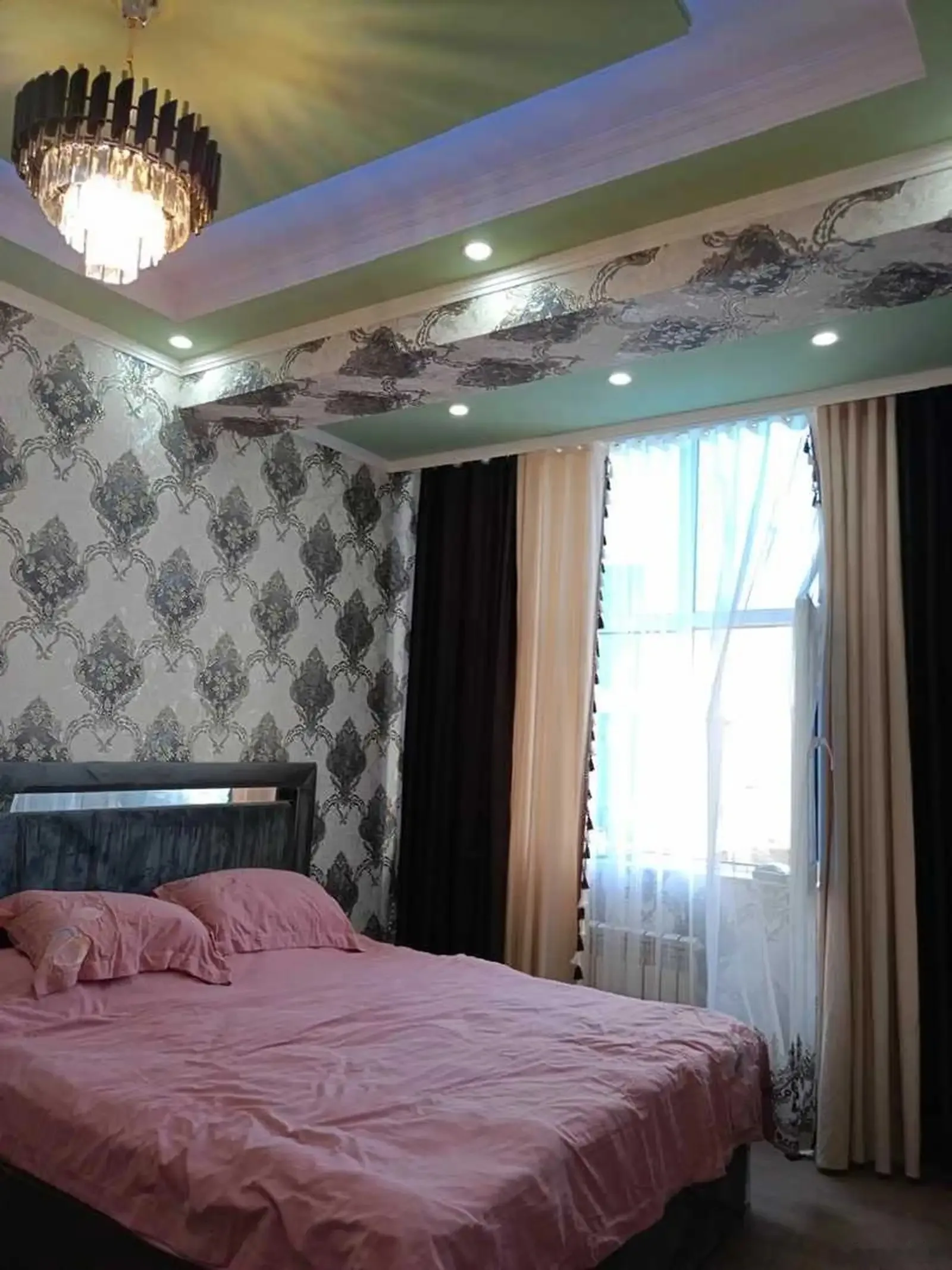 2-комн. квартира, 15 этаж, 50м², голубой экран