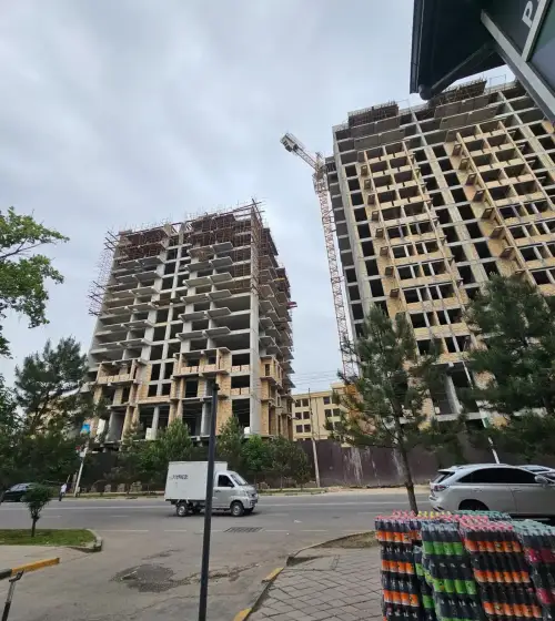 2-комн. квартира, 14 этаж, 69 м², Шохмансур