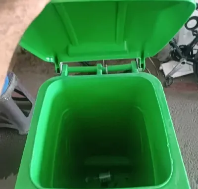 Мусорноя бочка