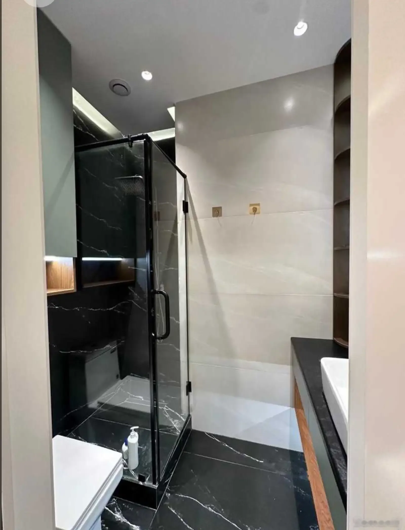 3-комн. квартира, 10 этаж, 110м², Ватан