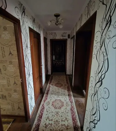 4-комн. квартира, 4 этаж, 100м², Сино