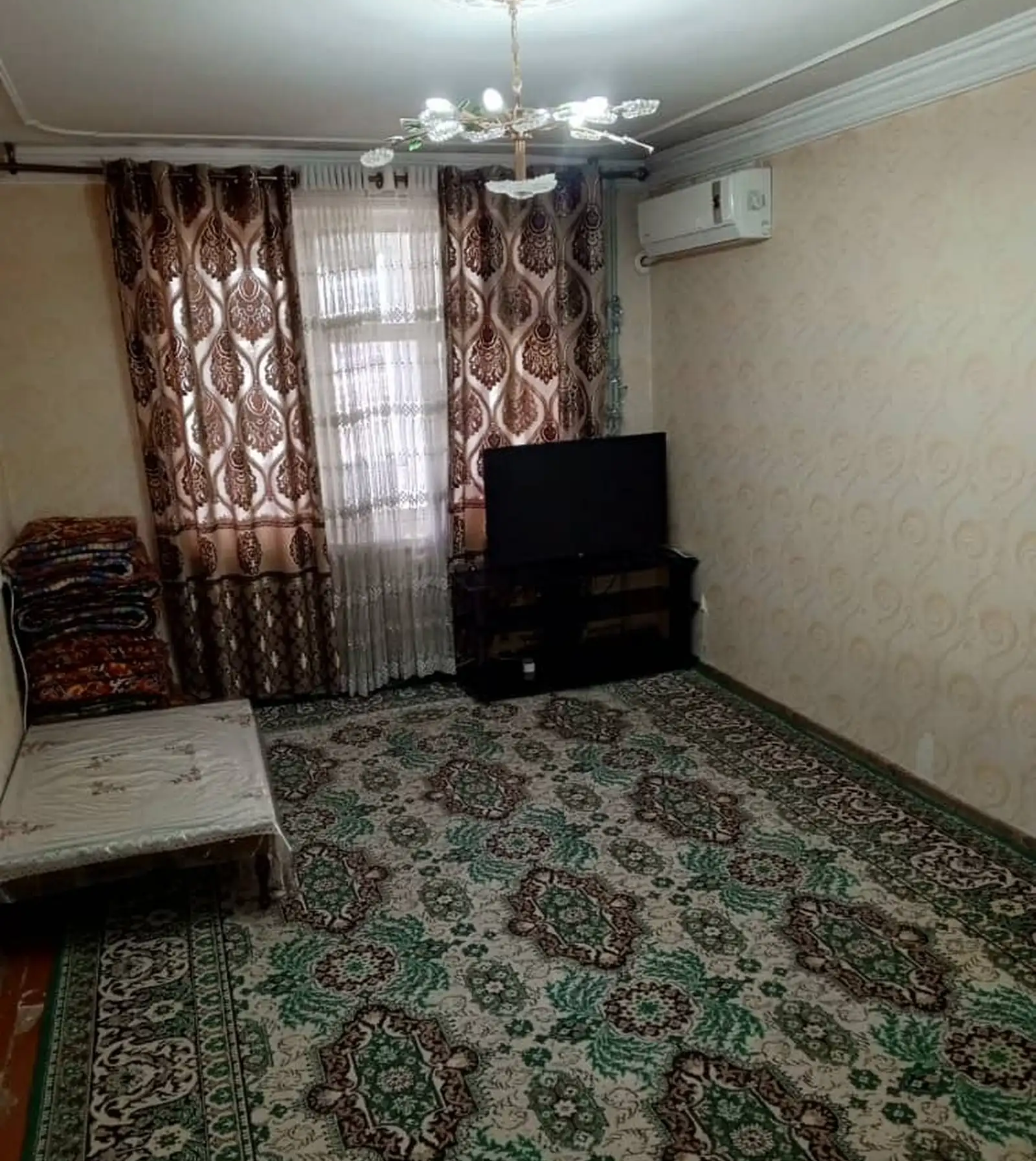 2-комн. квартира, 4 этаж, 65м², 102 мкр, ру ба руи Роддоми