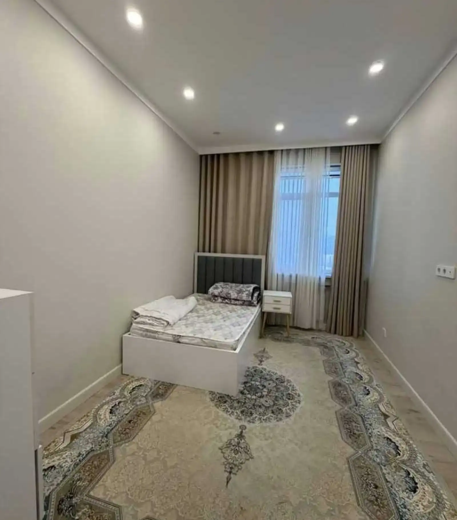 3-комн. квартира, 13 этаж, 110м², И. Сомони, Ашан