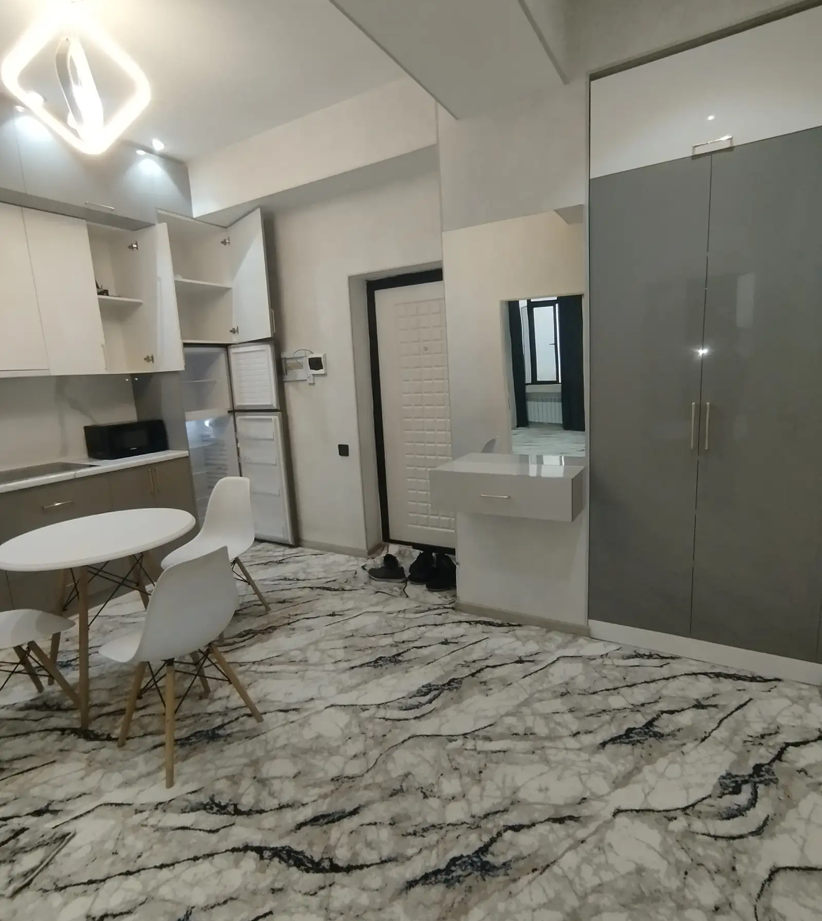 2-комн. квартира, 16 этаж, 60м², Шохмансур, напротив гостиницы Хилтон, дом Бахт Z