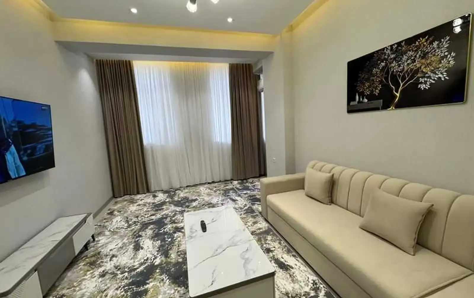 2-комн. квартира, 4 этаж, 55м², шохмансур Айни