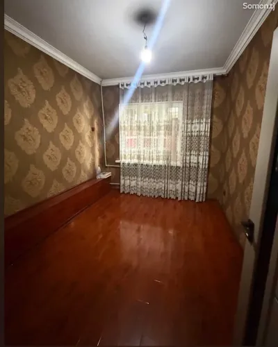 3-комн. квартира, 5 этаж, 64м², 33 мкр