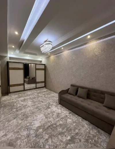 2-комн. квартира, 12 этаж, 74м², Шохмансур