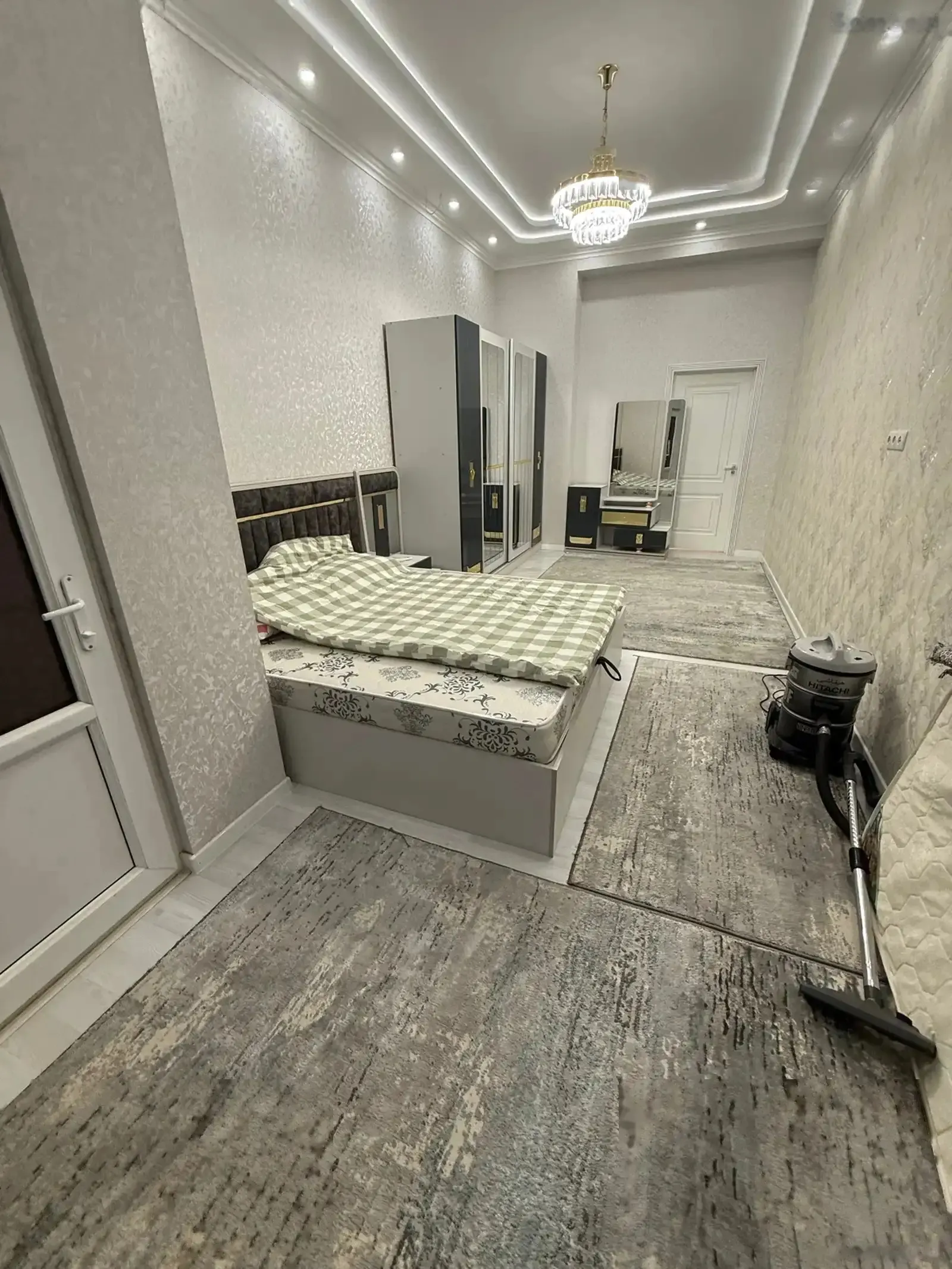 3-комн. квартира, 2 этаж, 145м², И.Сомони