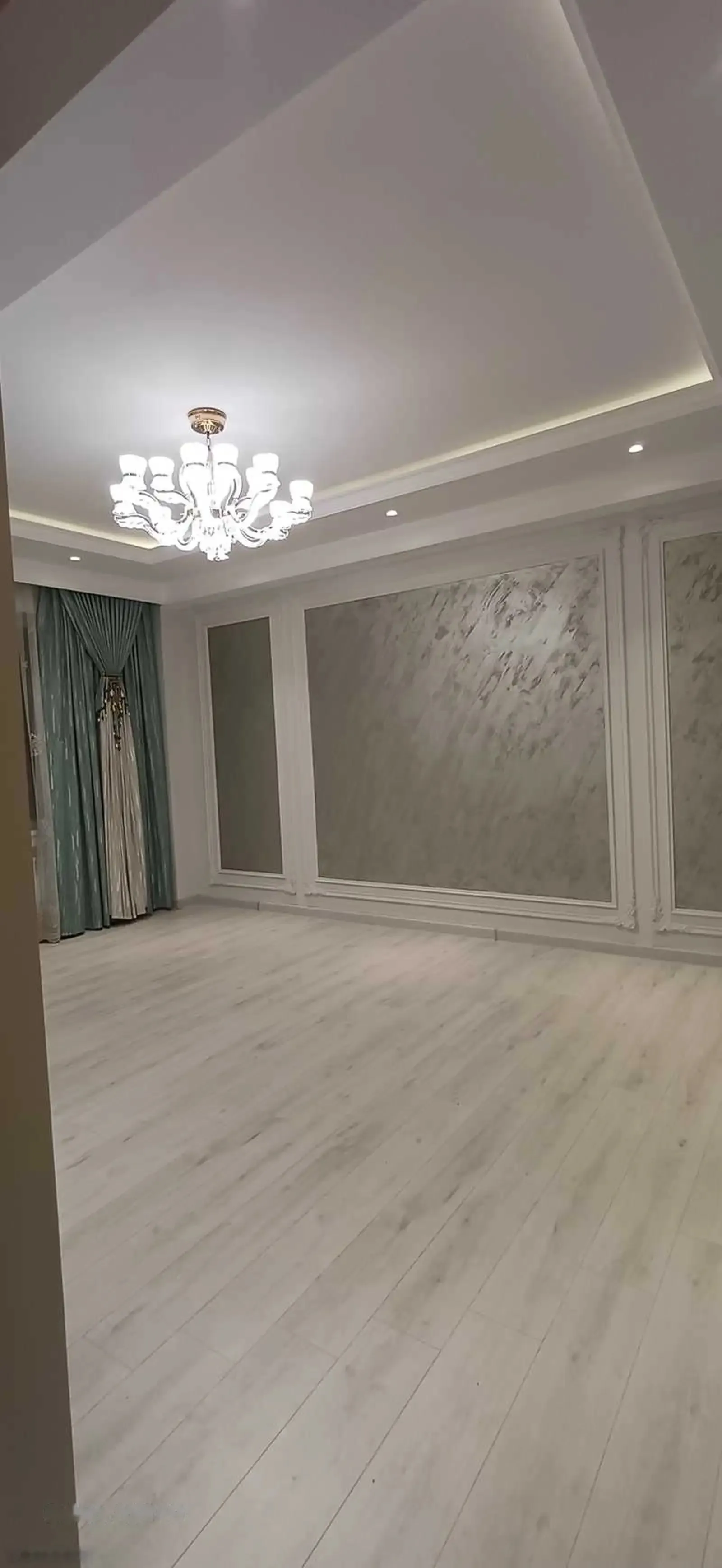 2-комн. квартира, 3 этаж, 72м², пайкари 82мкр