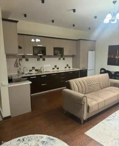 2-комн. квартира, 10 этаж, 80м², Сомони