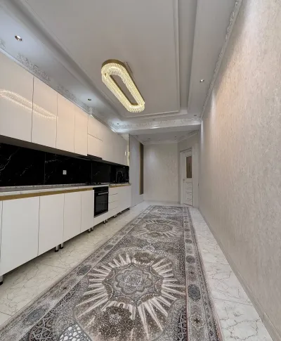 3-комн. квартира, 2 этаж, 134 м², Сино, 91мкр, поликлиникаи 10