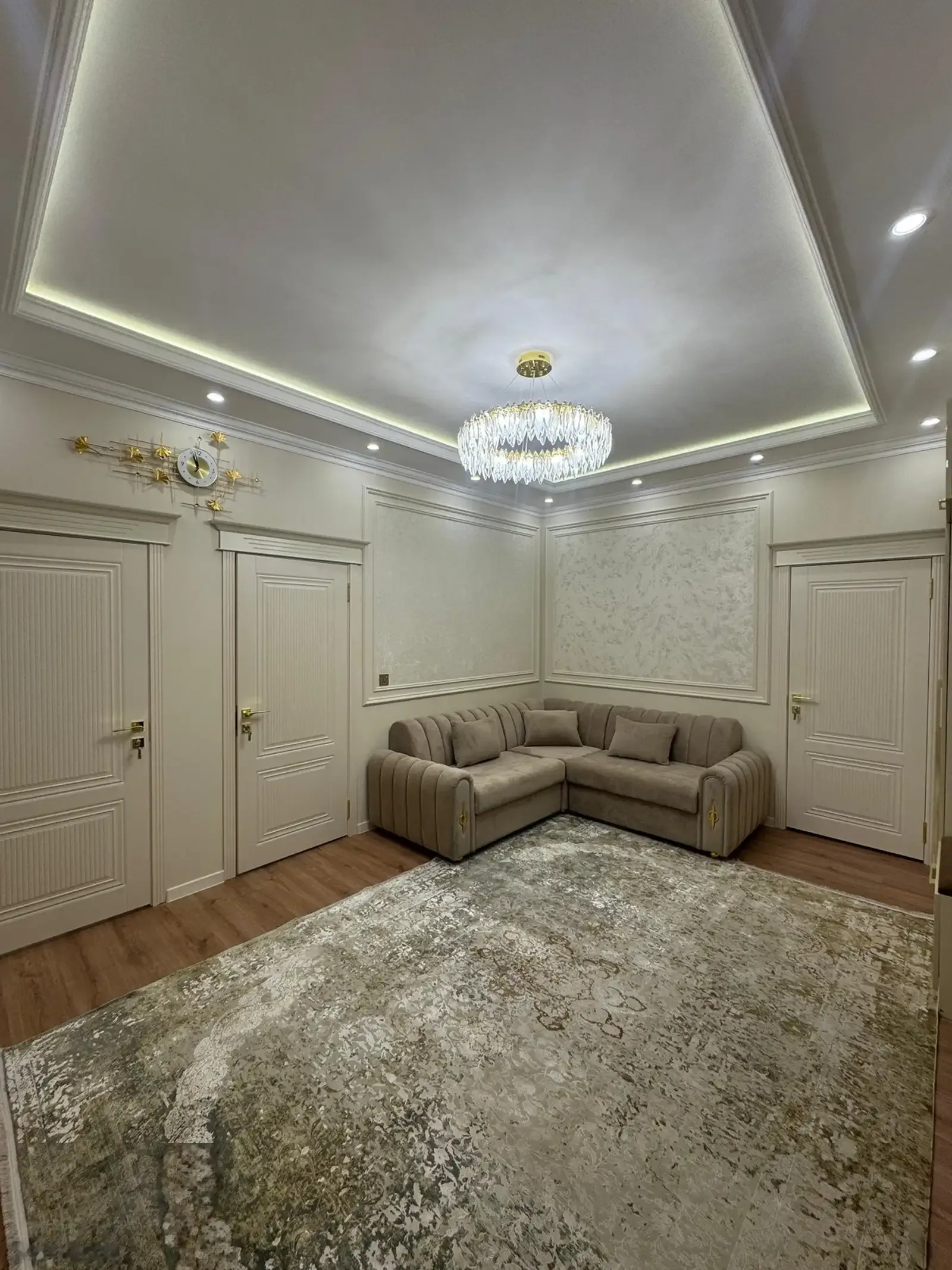2-комн. квартира, 12 этаж, 92 м², Проспект Айни, напротив Гуля Голд (Дом Махмуда)