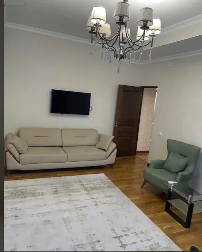 2-комн. квартира, 8 этаж, 68м², И.Сомони