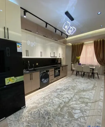 3-комн. квартира, 4 этаж, 106 м², Сино