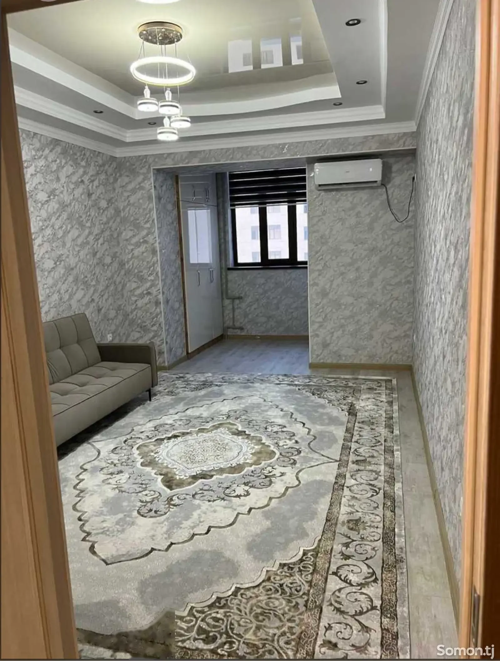 2-комн. квартира, 13 этаж, 81м², Голубой экран