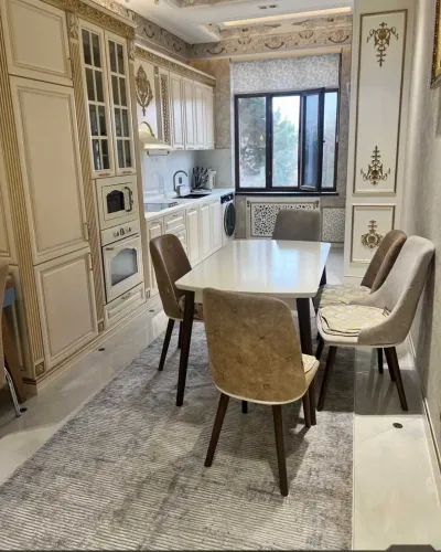 2-комн. квартира, 4 этаж, 95м², Сомони сафо