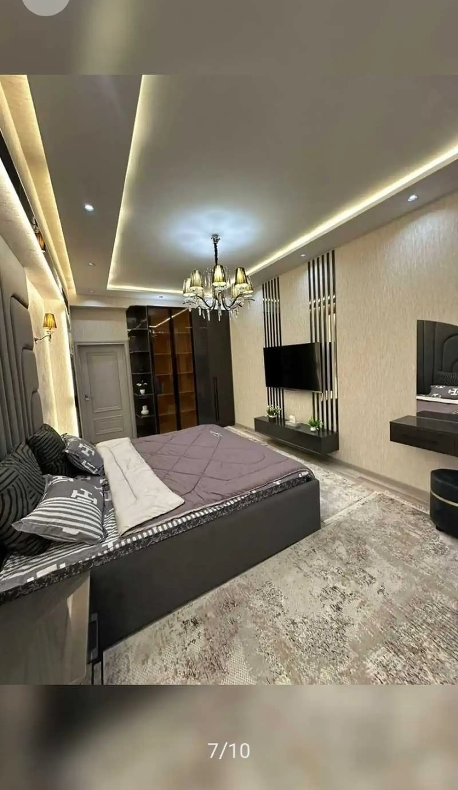 3-комн. квартира, 11 этаж, 105м², Голубой экран